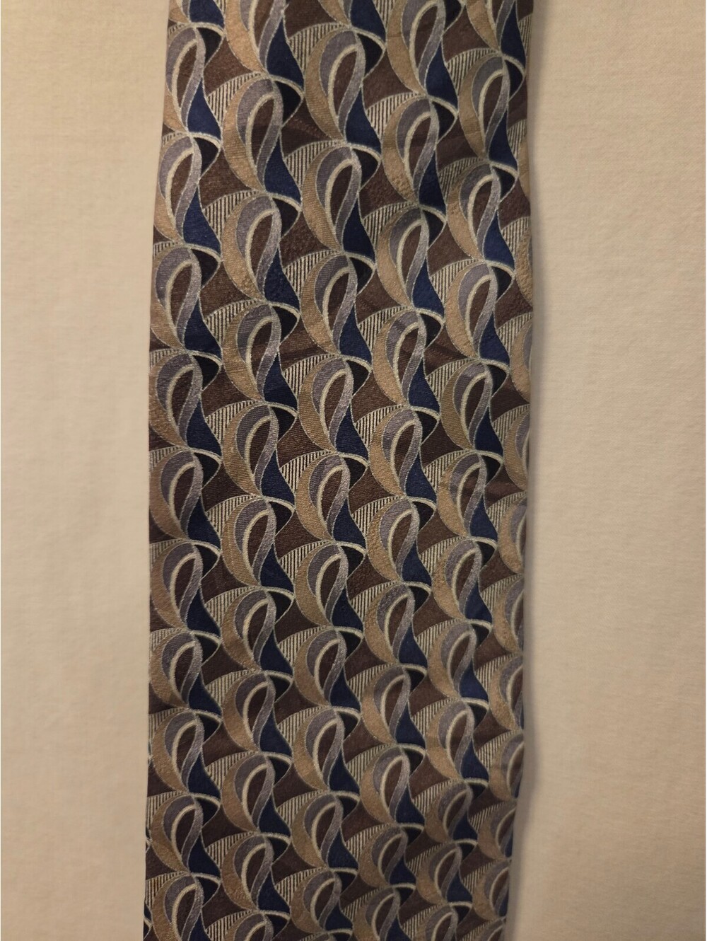 Oleg Cassini 100% Silk Men's Tie with Brown and Blue Abstract Pattern